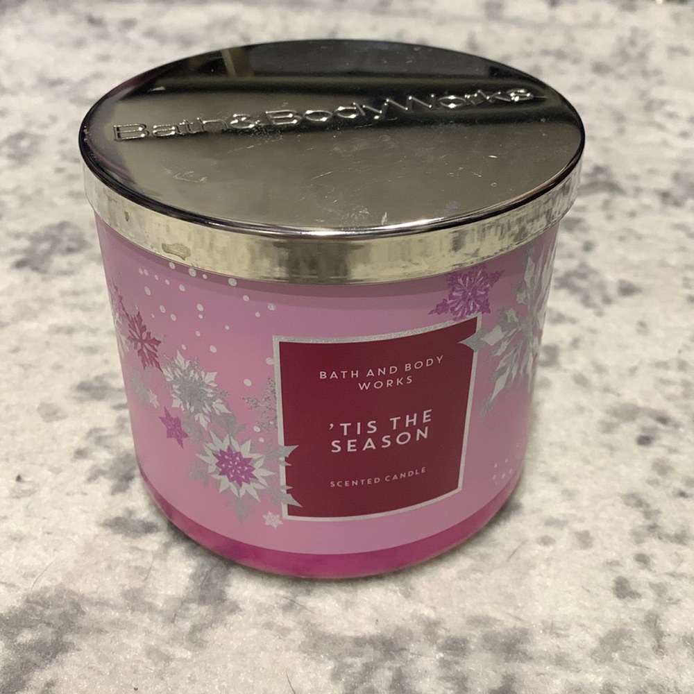 Bath and Bodywork’s ‘Tis The Season candle